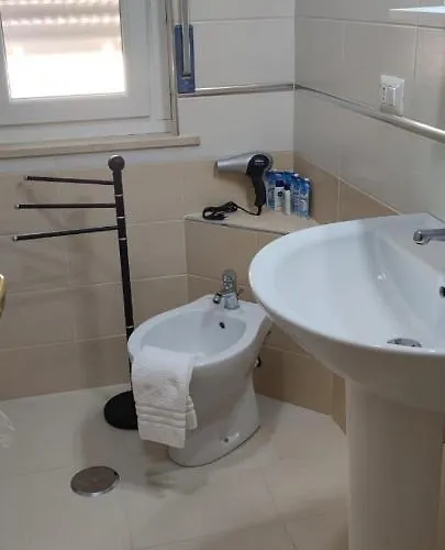 Touring Alojamento de Acomodação e Pequeno-almoço Scalea